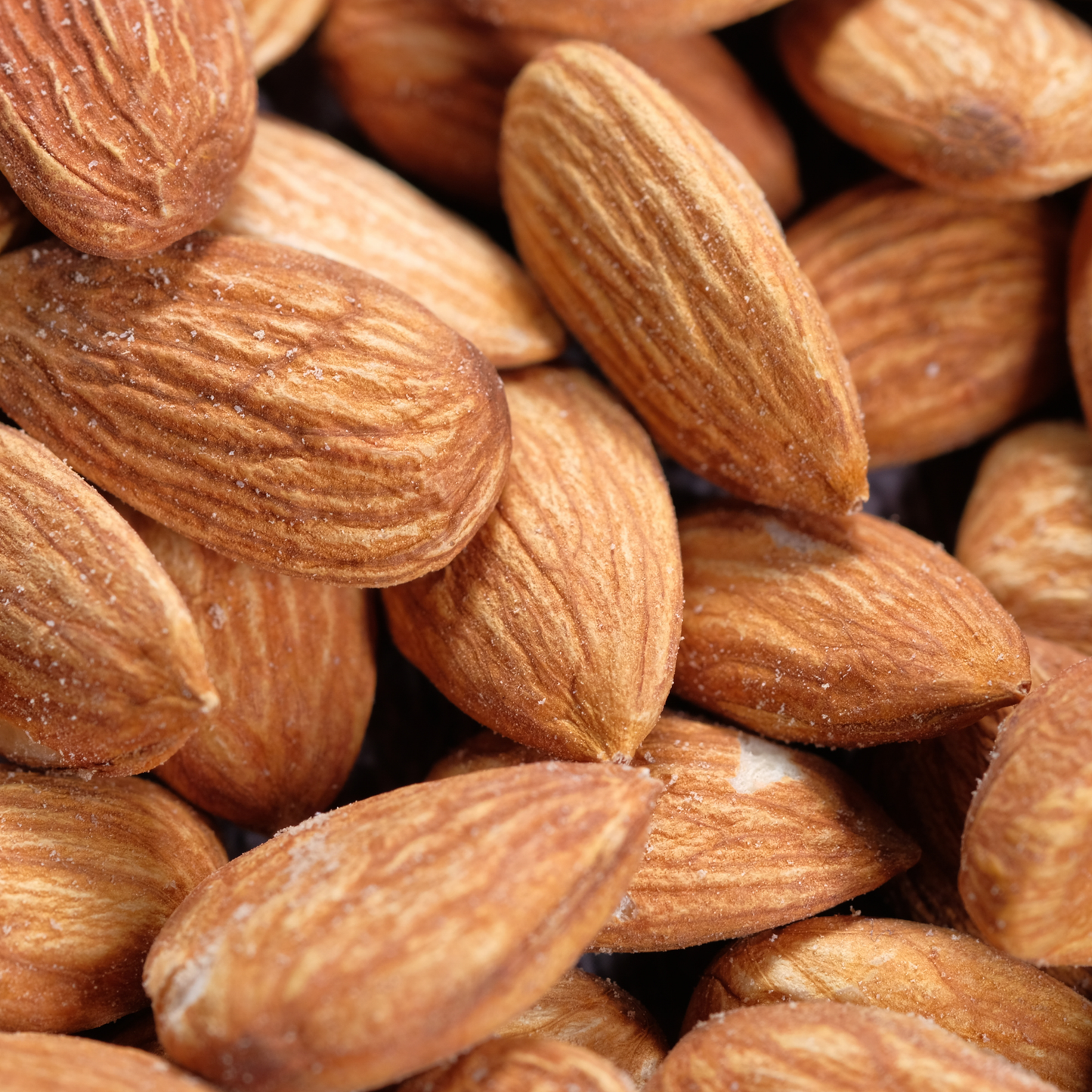 Hạt hạnh nhân mỹ Farmers Fine Foods 180 g (Hộp thiếc)