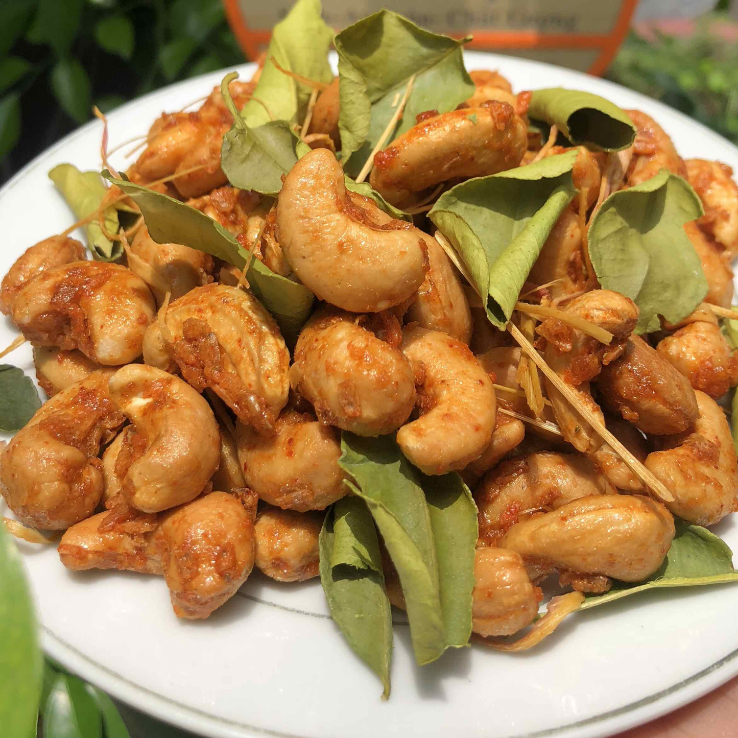 Hạt điều tomyum Farmers Fine Foods 140 g ( Hủ nhựa )