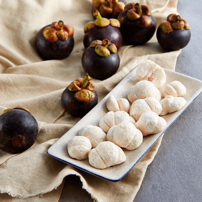 Măng cụt sấy thăng hoa Farmers Fine Foods 50 g ( Hủ nhựa )