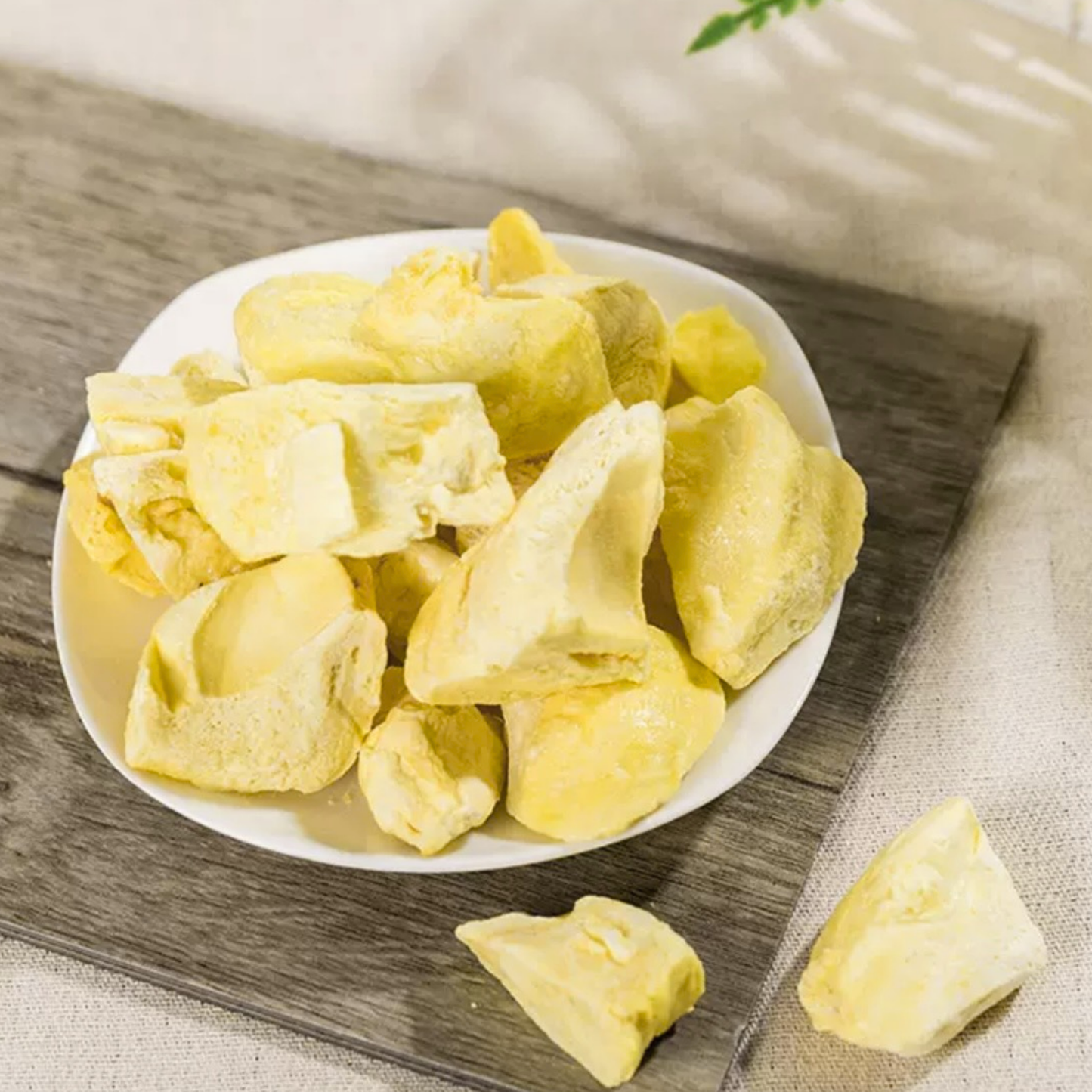 Sầu riêng sấy thăng hoa Farmers Fine Foods tú 45 g ( Hủ nhựa )