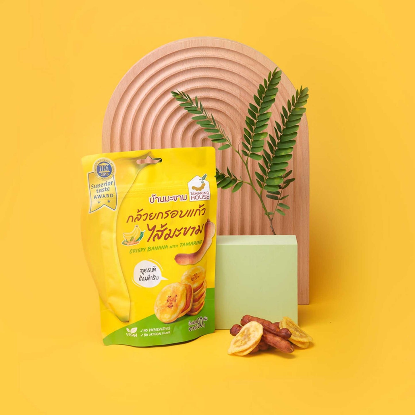 Chuối sấy giòn nhân mứt me Tamarind House 90G